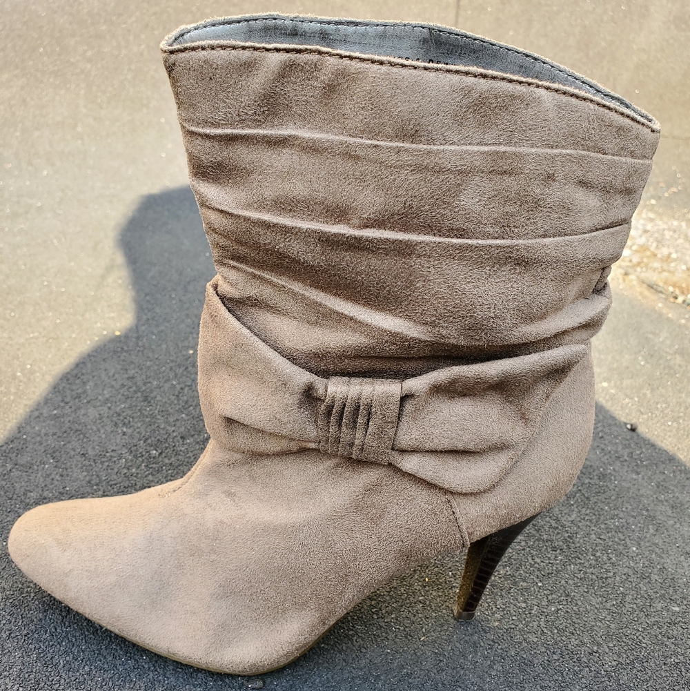 Alfred Sung Pure suede bow high heel ankle boots